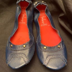 Flat Out-Blue shoes-‎ Size: 7-8.5